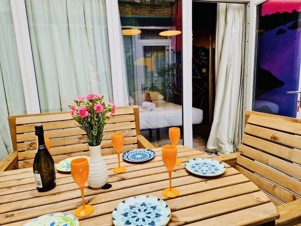 Superior Studio, Ensuite, Courtyard View