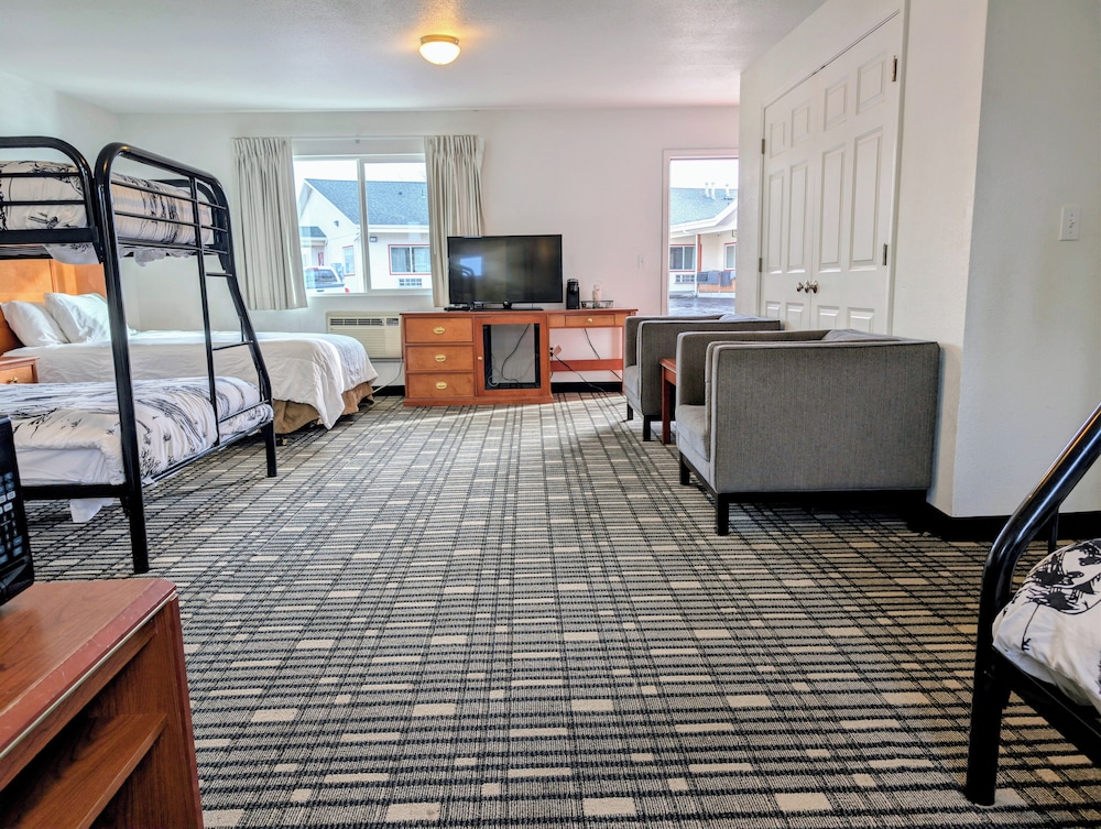Room, Multiple Beds photo 2