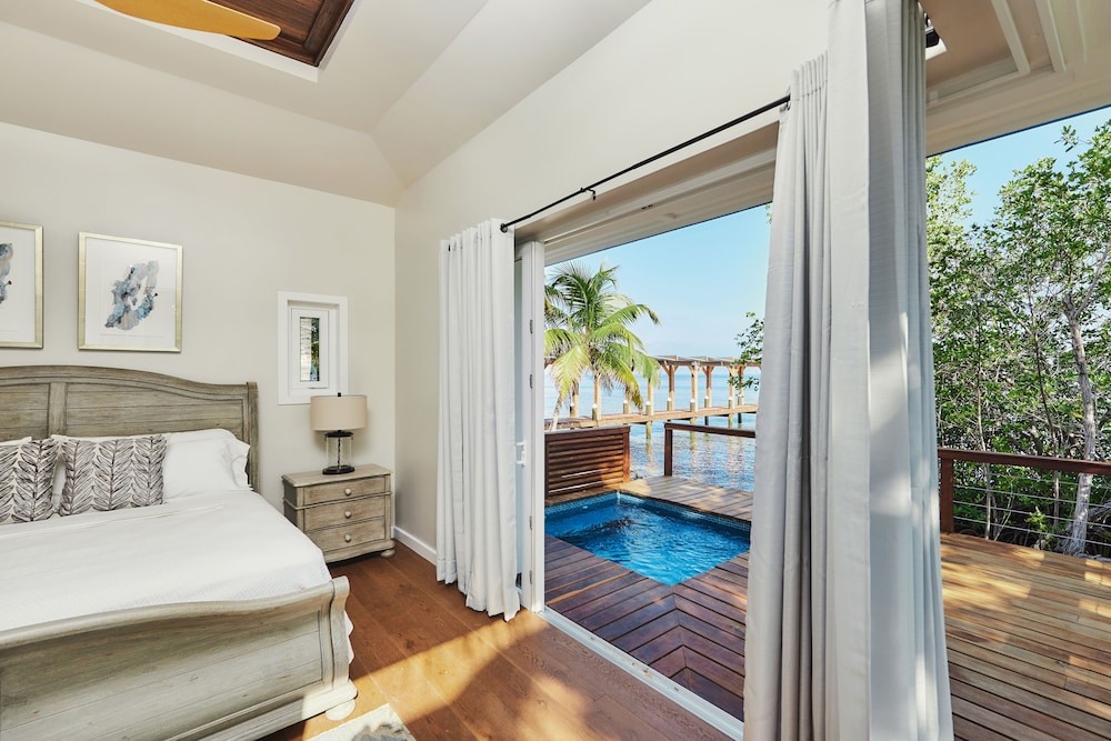 3 Bedroom Villa w/ Private Pool
