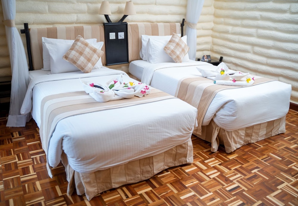 Standard Double or Twin Room - Photo 2