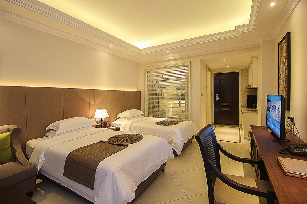 Superior Twin Room With River View photo 1
