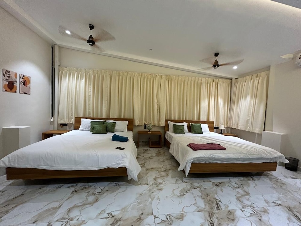 Royal Double Room