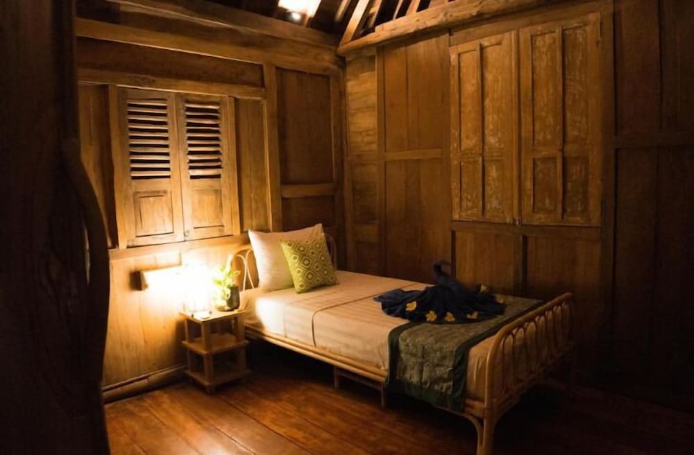 Standard Single Room, Garden View