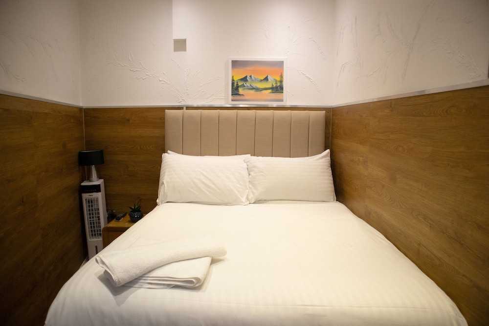 Premier Apartment photo 3