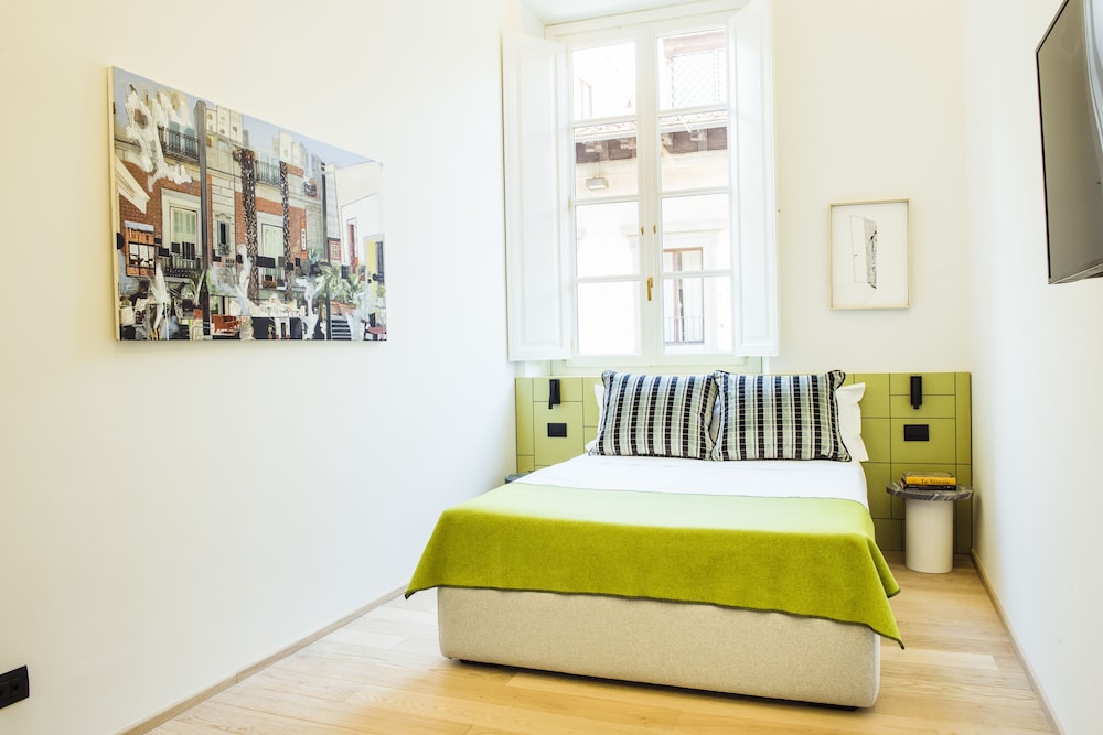 Superior Single Room