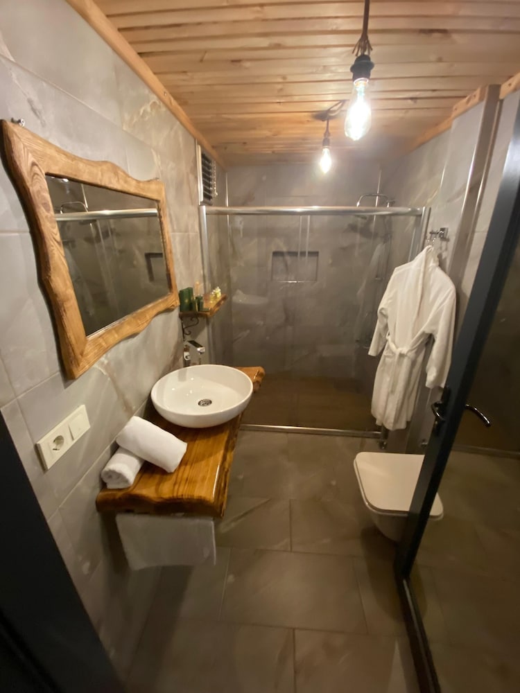 Luxury Bungalow, River View photo 2