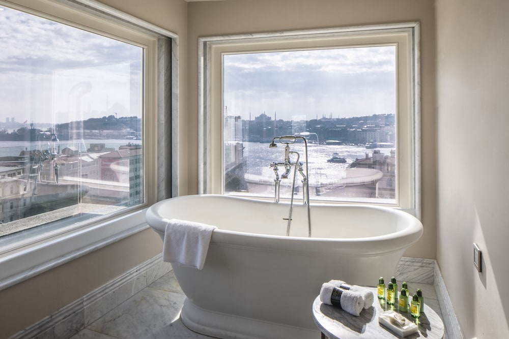 Penthouse, 1 King Bed with Sofa bed, Sea View