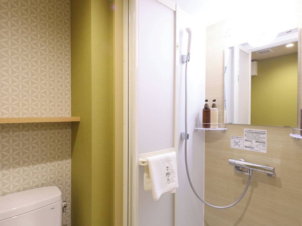 Deluxe Twin Room, Non Smoking (No Room Cleaning) photo 2