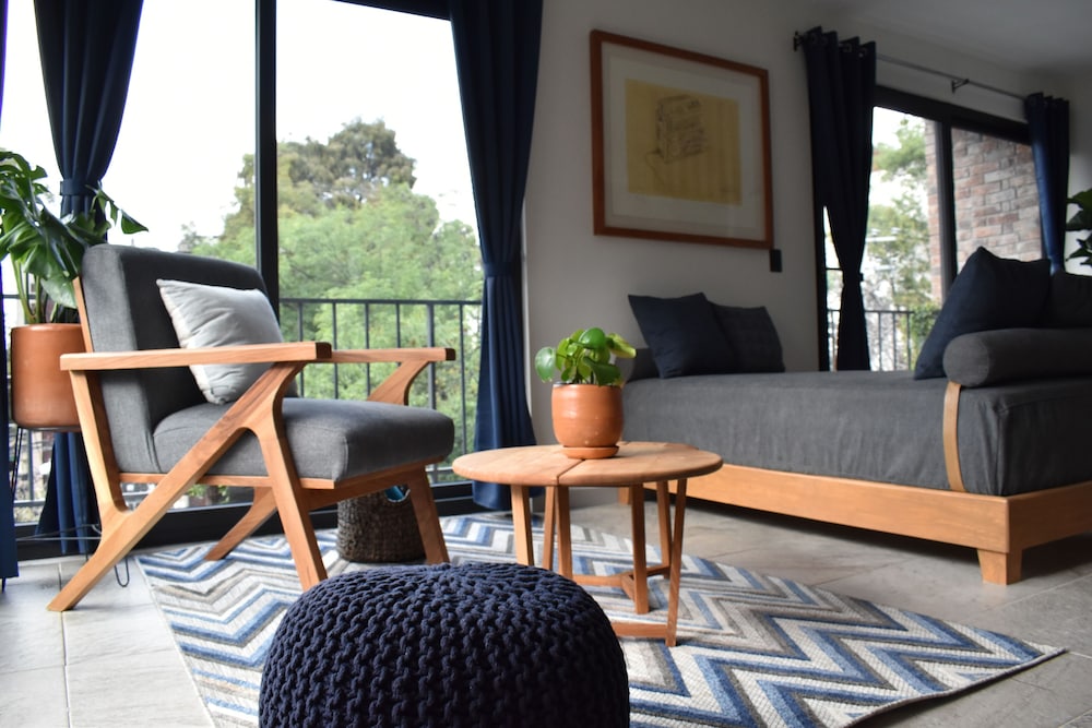 Superior Suite, 1 Queen Bed with Sofa bed, Corner