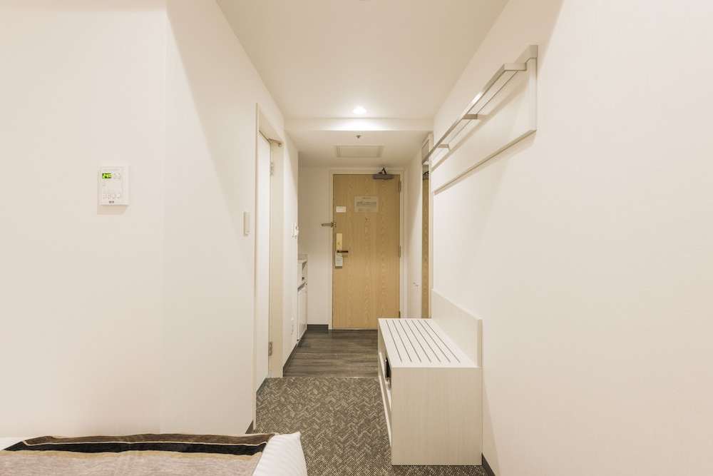 Superior Triple Room, Non Smoking - Photo 3