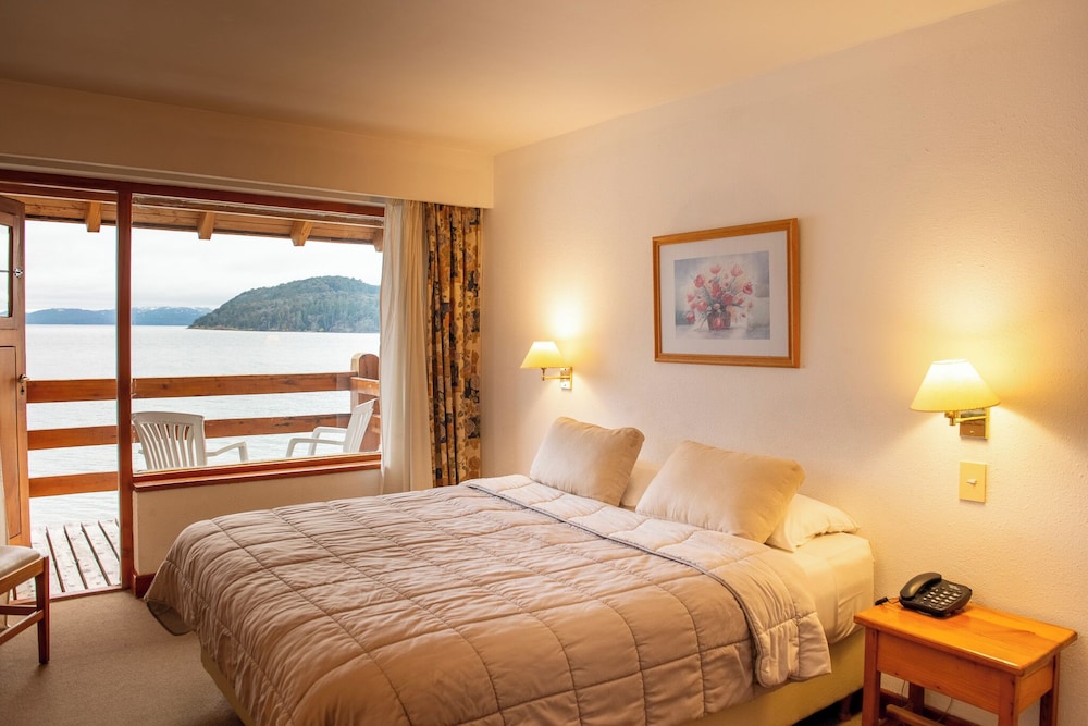 Standard Double Room, 1 Double Bed, Lake View