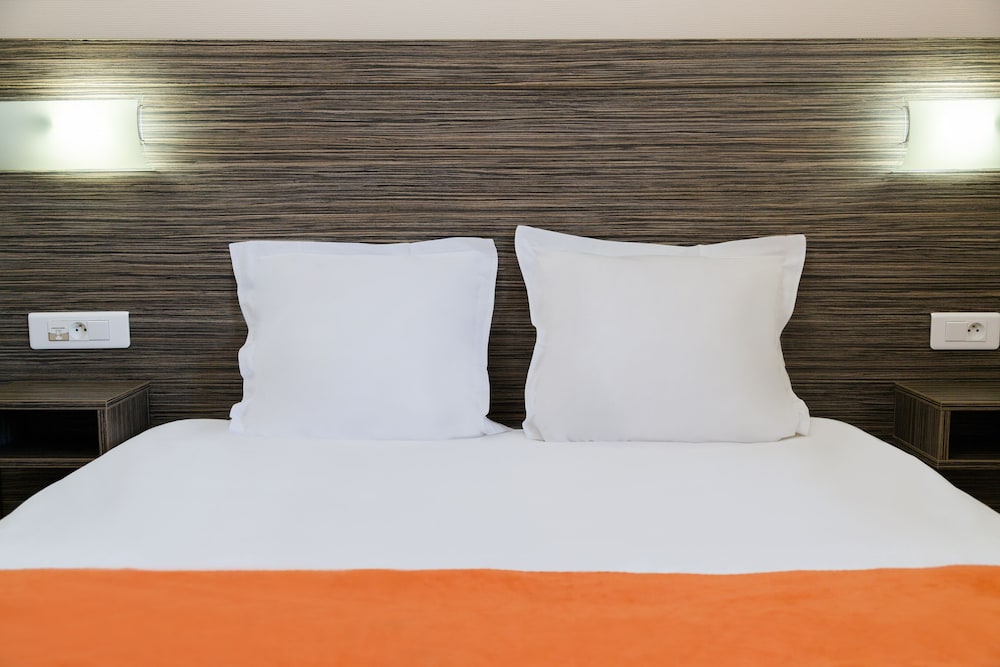 Standard Double Room - Photo 2