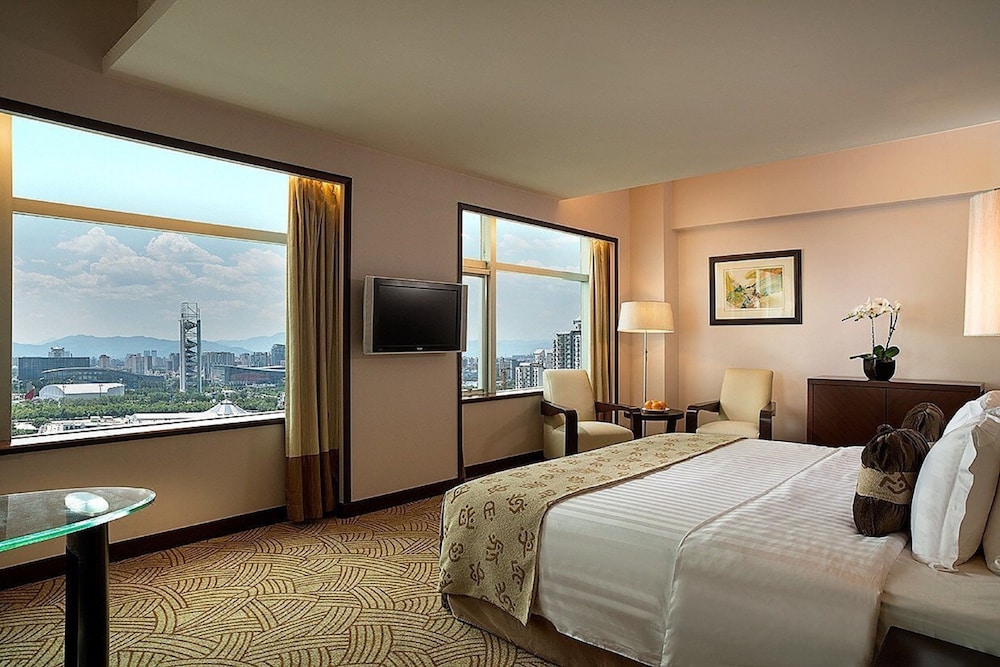 Business King Suite