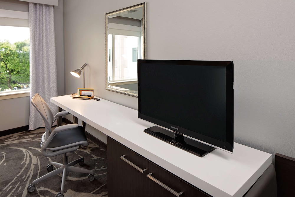 Room, Accessible photo 1