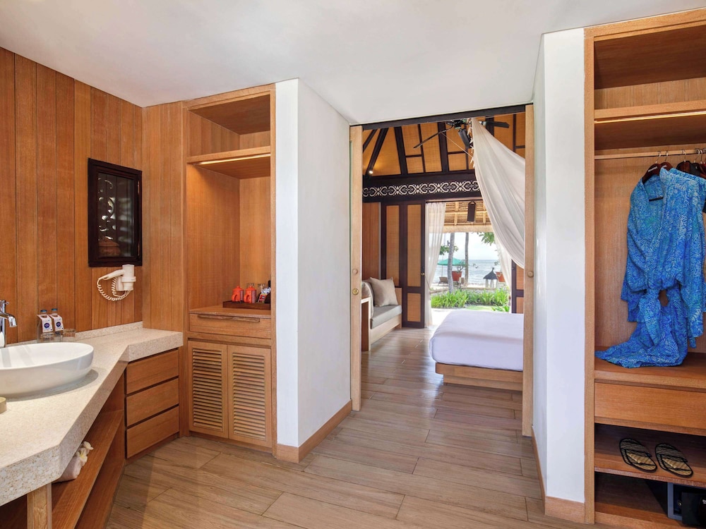 Beach Cabana, Beach Wing, Ocean View - Photo 3