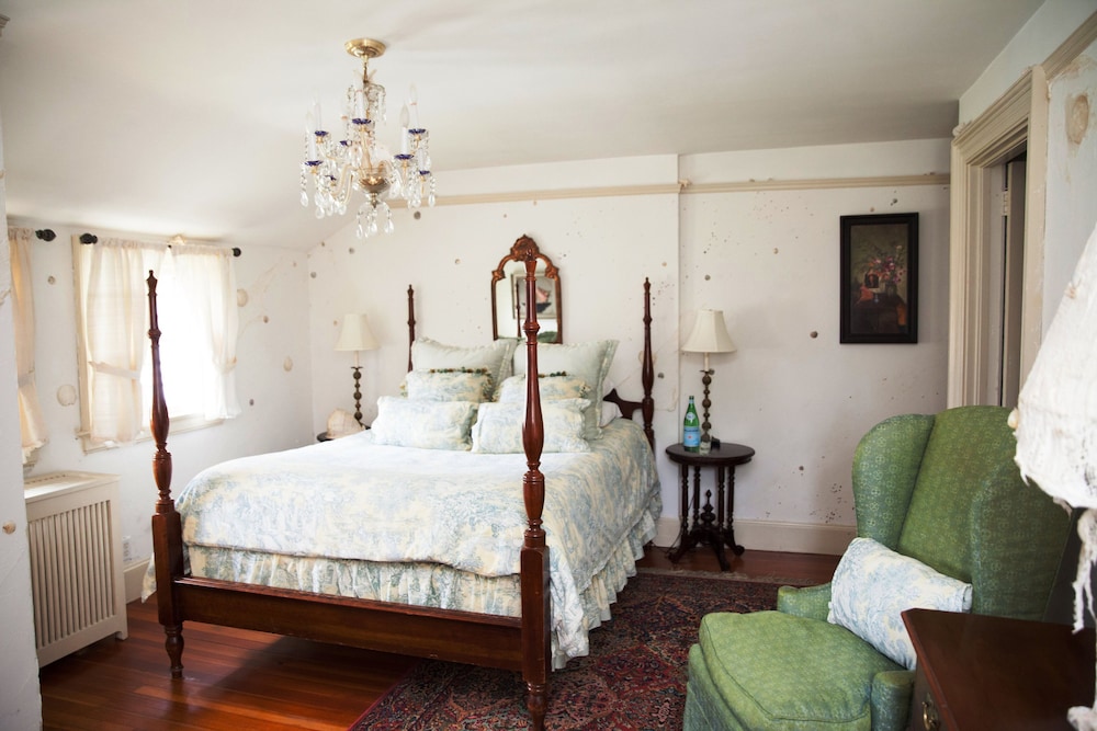 Room Nine photo 1