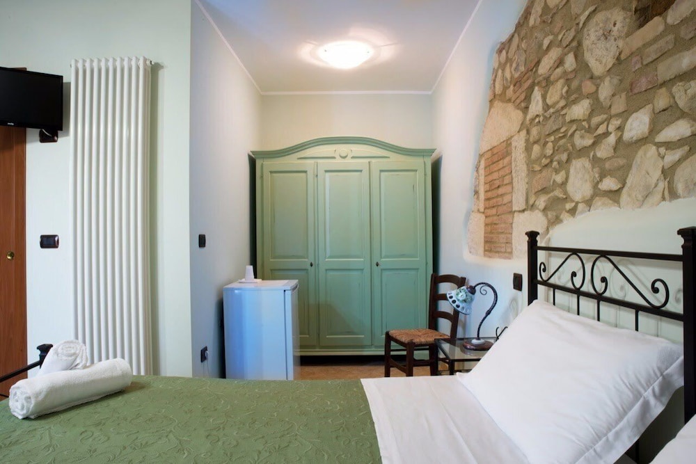 Comfort Quadruple Room, Garden View photo 2