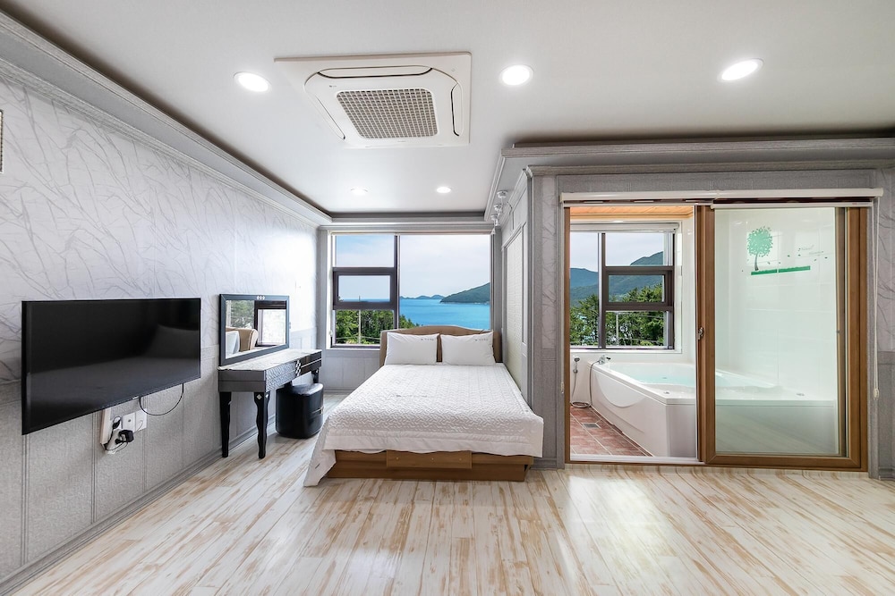 Basic Room, 1 Bedroom (Marine 203 ( Spa ))