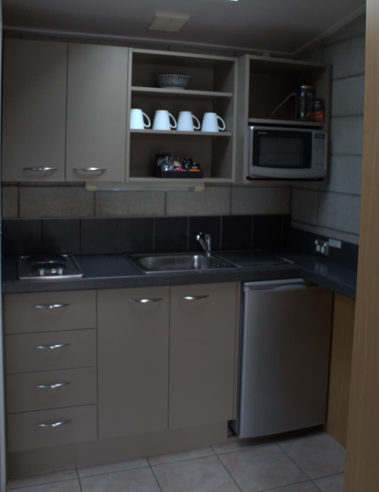 Deluxe Studio, Multiple Beds