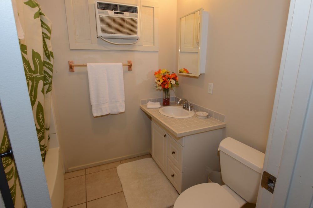 Cottage 1 photo 2