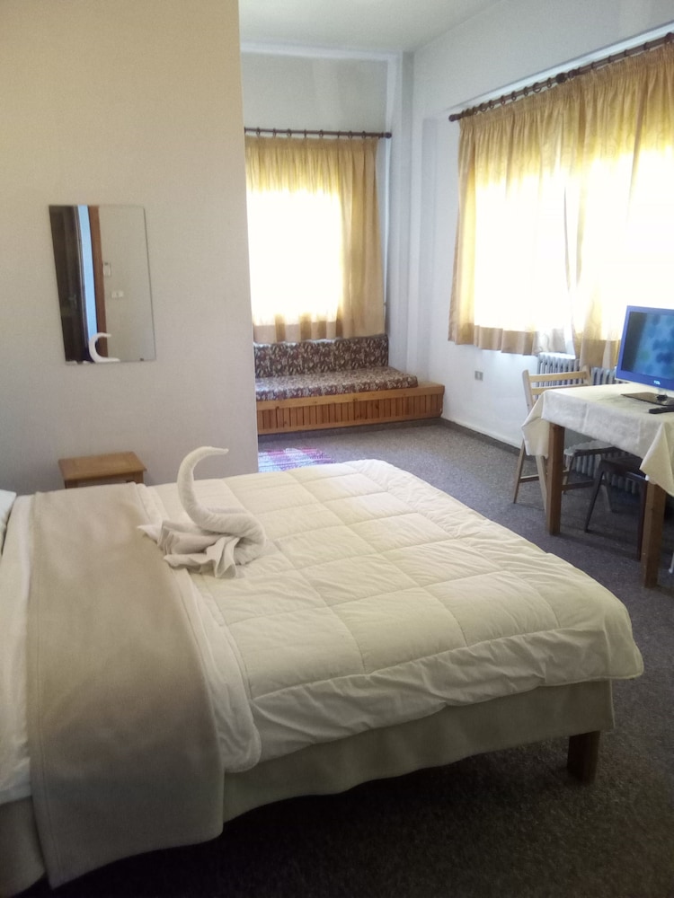 Standard Single Room, 1 Double Bed, Smoking photo 1