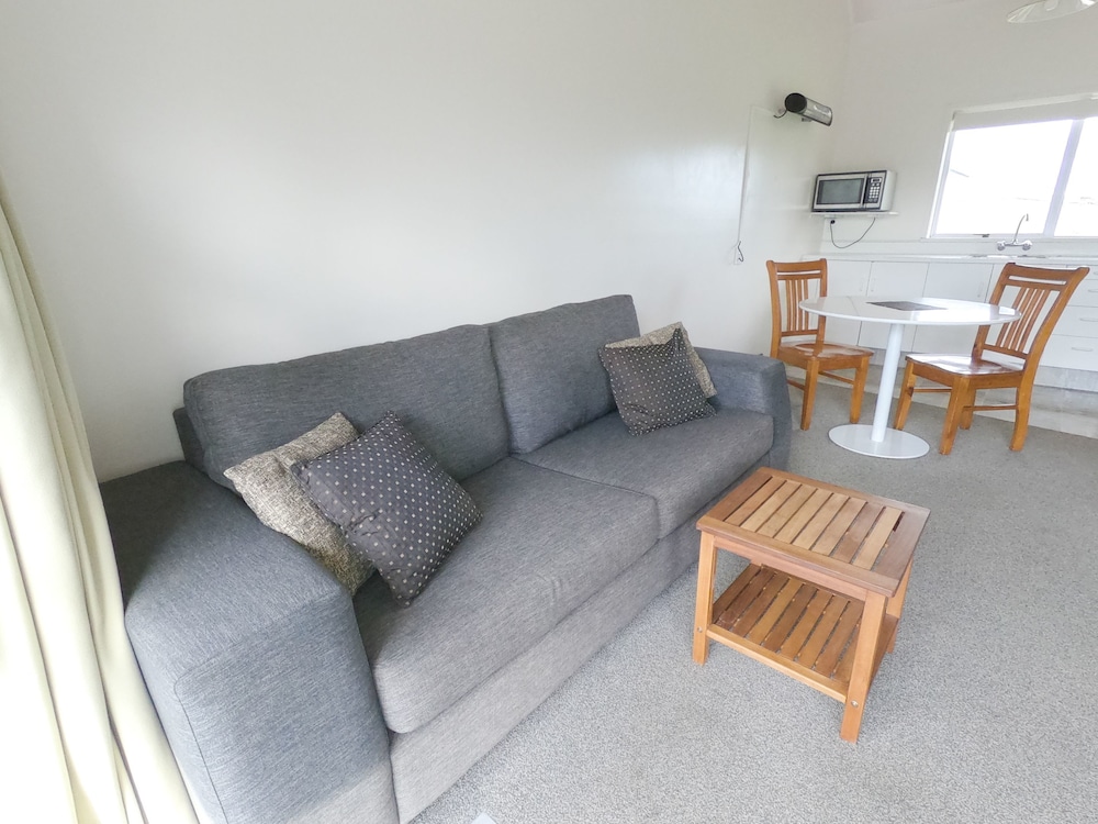One Bedroom King - Photo 7