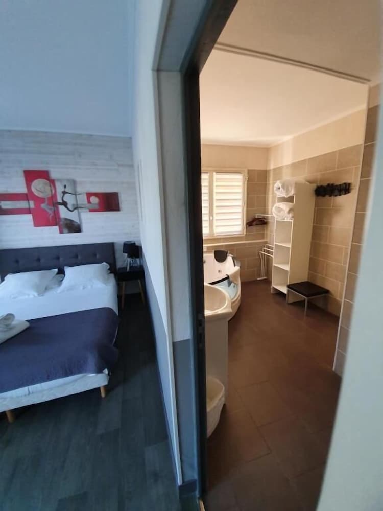 Superior Double Room, Hot Tub