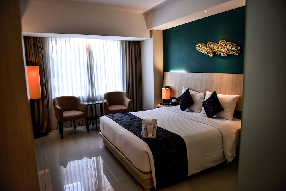 Deluxe Double or Twin Room, Non Smoking, City View