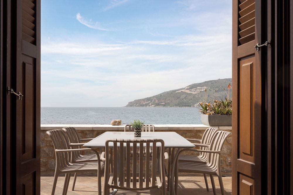 Deluxe Villa, Balcony, Sea View