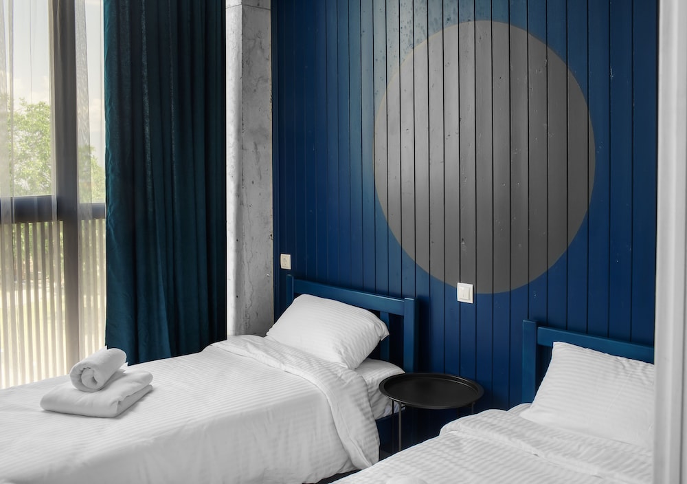 Basic Double Room, 2 Twin Beds photo 2