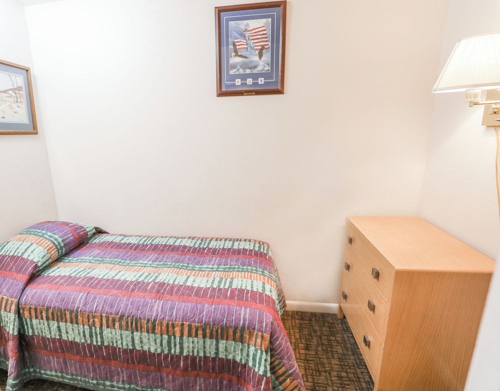 Basic Single Room photo 1