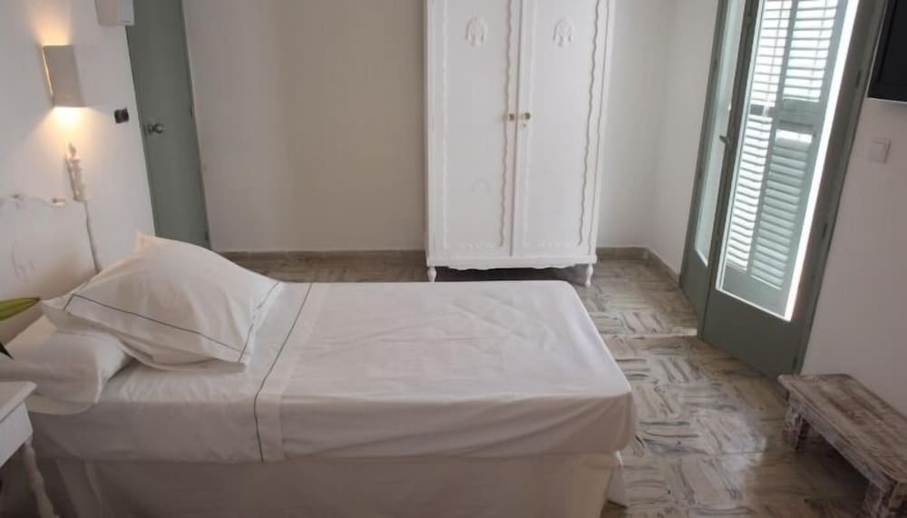 Superior Double Room, Shared Bathroom