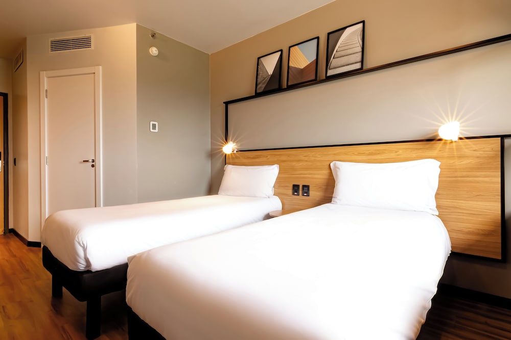 Room, 2 Twin Beds photo 1