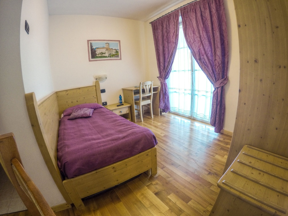 Single Room, Balcony photo 1