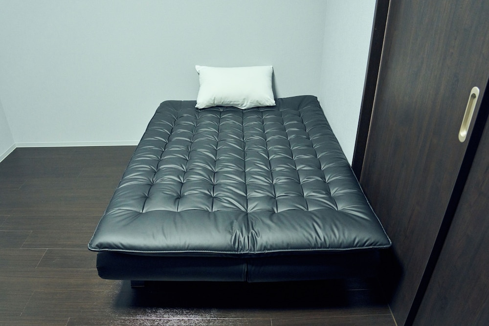 Standard Twin Room photo 2