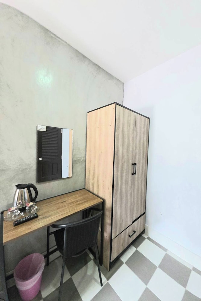 Standard Double Room - Photo 7