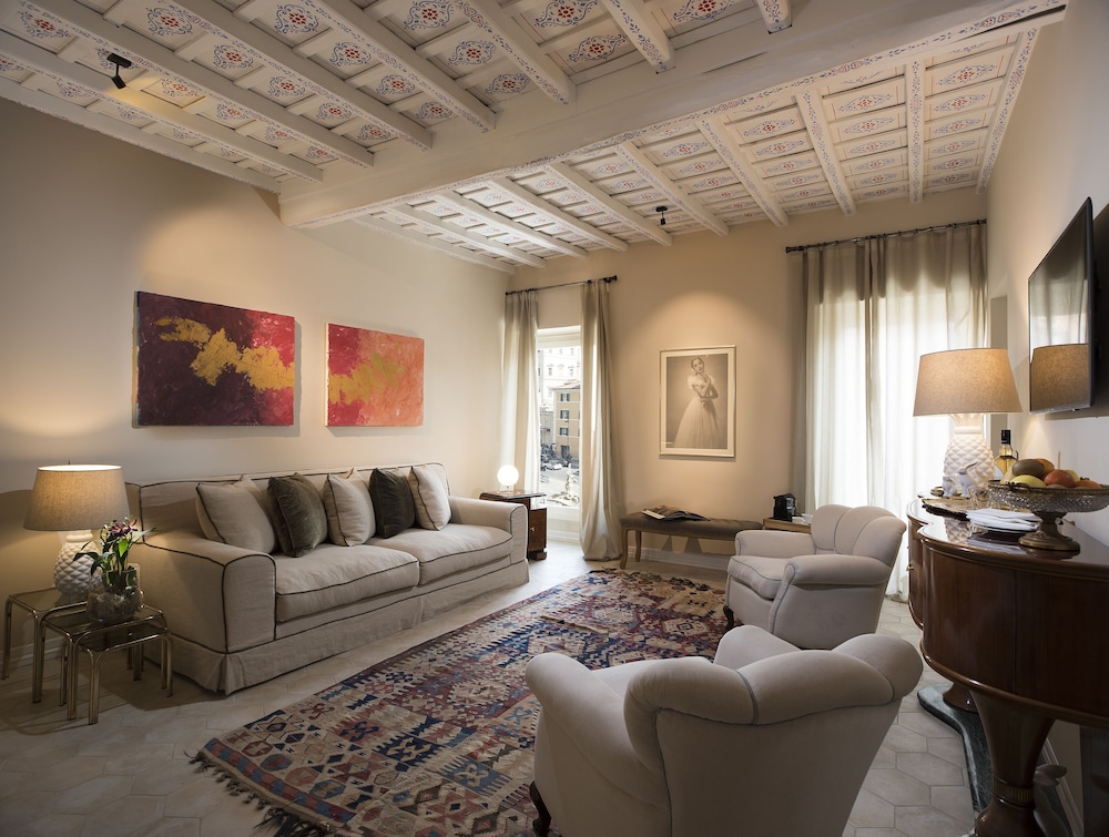 Executive Suite, 2 Bedrooms, City View photo 2