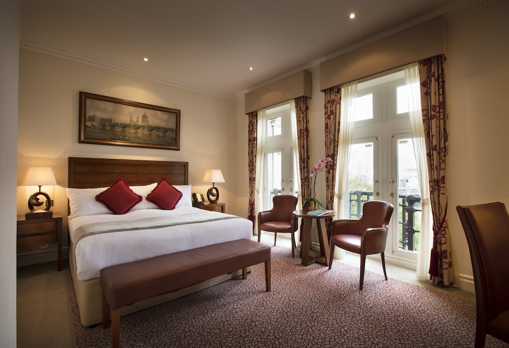 Deluxe Double Room, 1 King Bed, Garden View