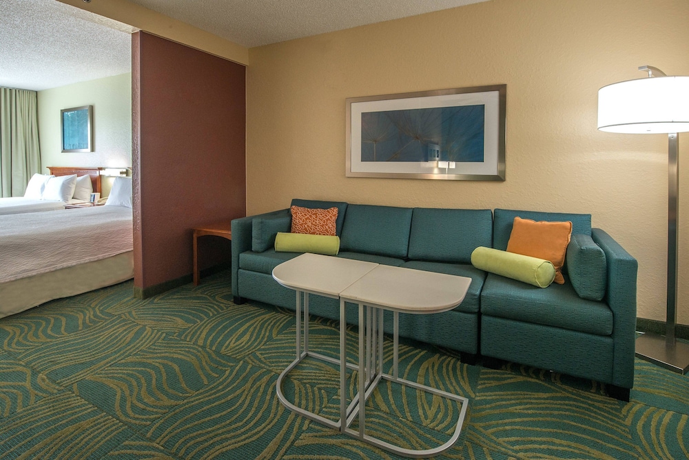 Suite, Multiple Beds - Photo 6