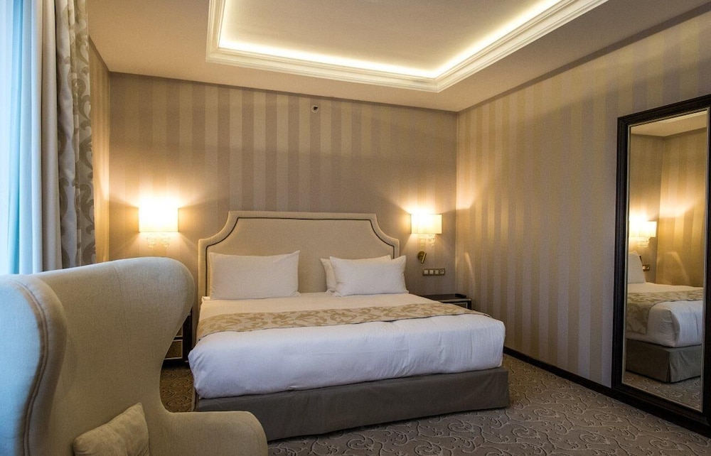 King Room 5 stars (Single Use) photo 3