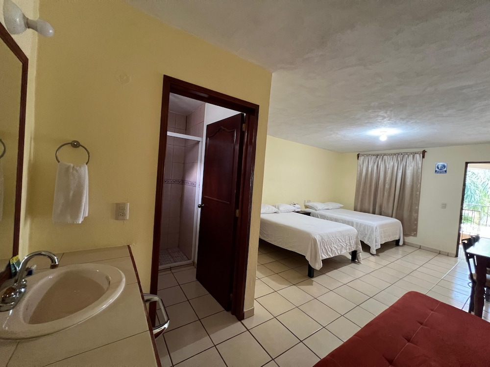 Family Double Room photo 3