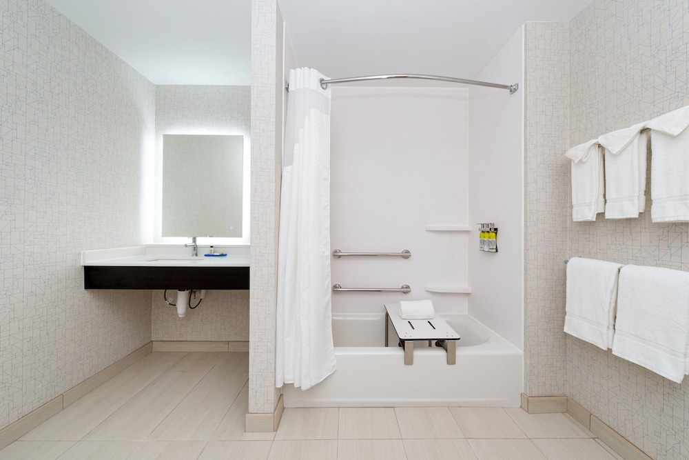 Suite, 2 Queen Beds, Mobility Accessible (Communications) - Photo 1
