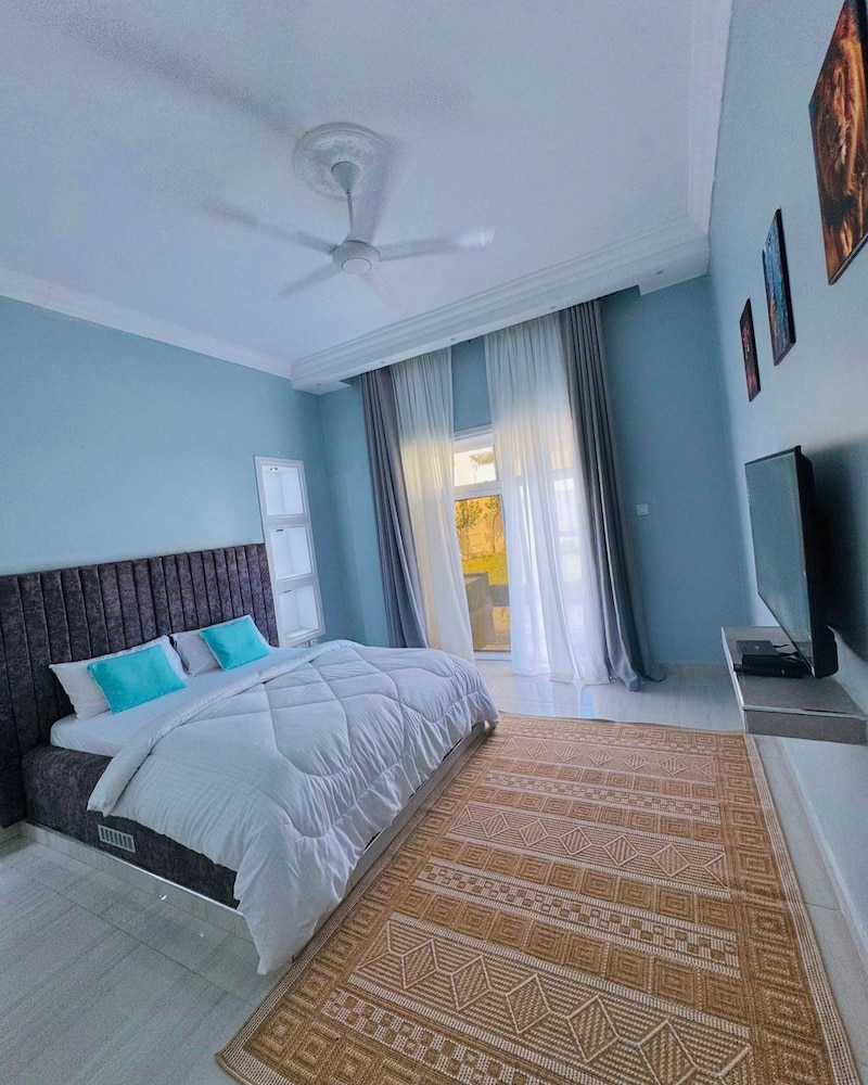 Deluxe Double Room, Pool View