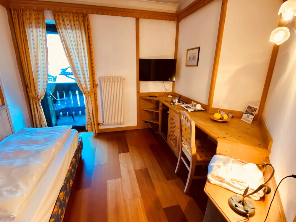 Standard Single Room photo 3