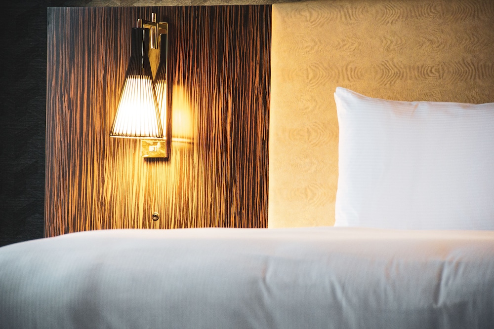 Junior Room, 1 King Bed