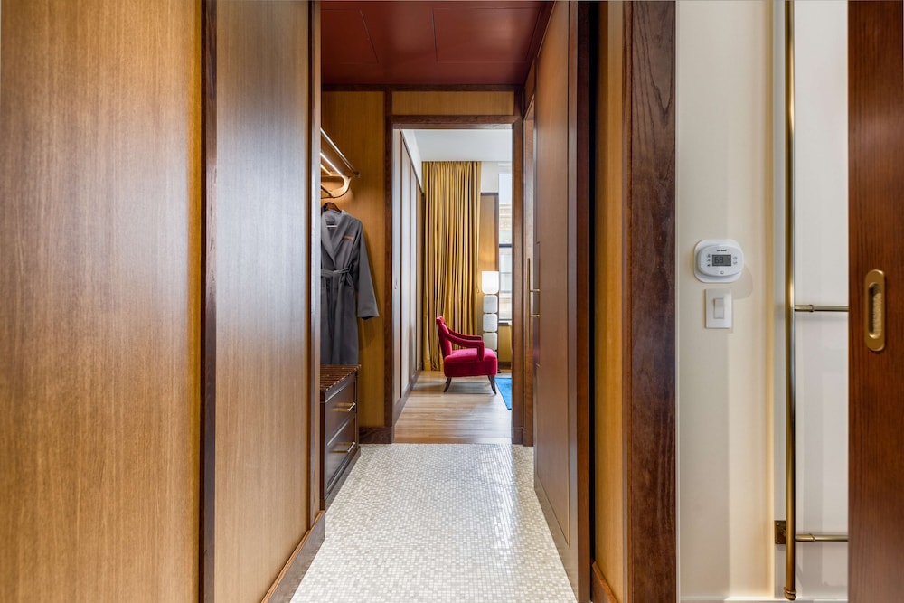 Suite, 1 Bedroom (Landmark City View) - Photo 6