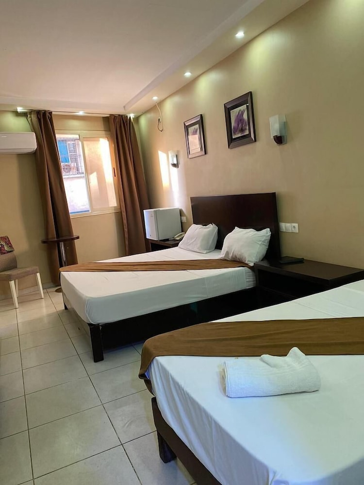 Comfort Triple Room, City View photo 1
