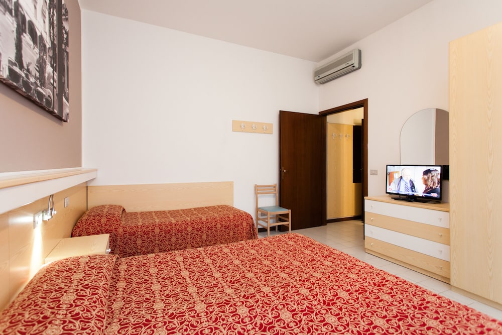 Apartment, 1 Bedroom, Garden View photo 2