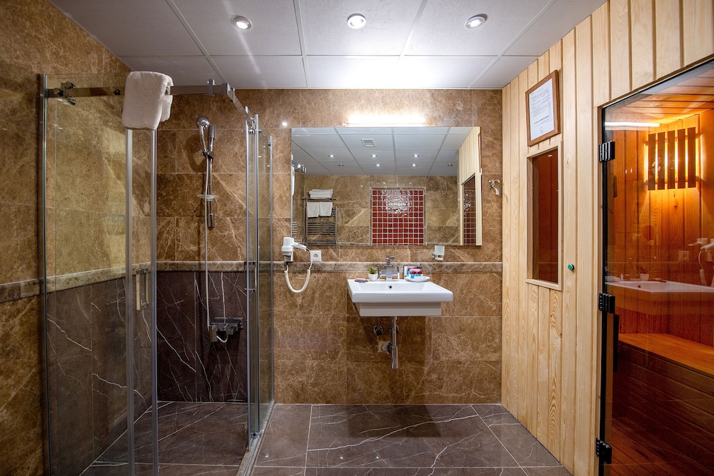 Queen - Hamam, Sauna, Jakuzi, Somine photo 3