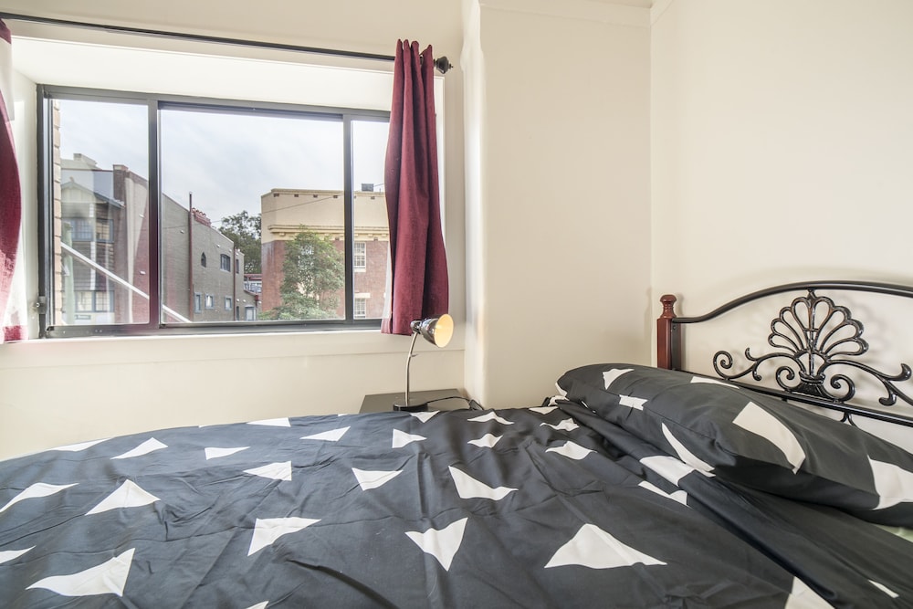 Classic Apartment, 2 Bedrooms photo 2